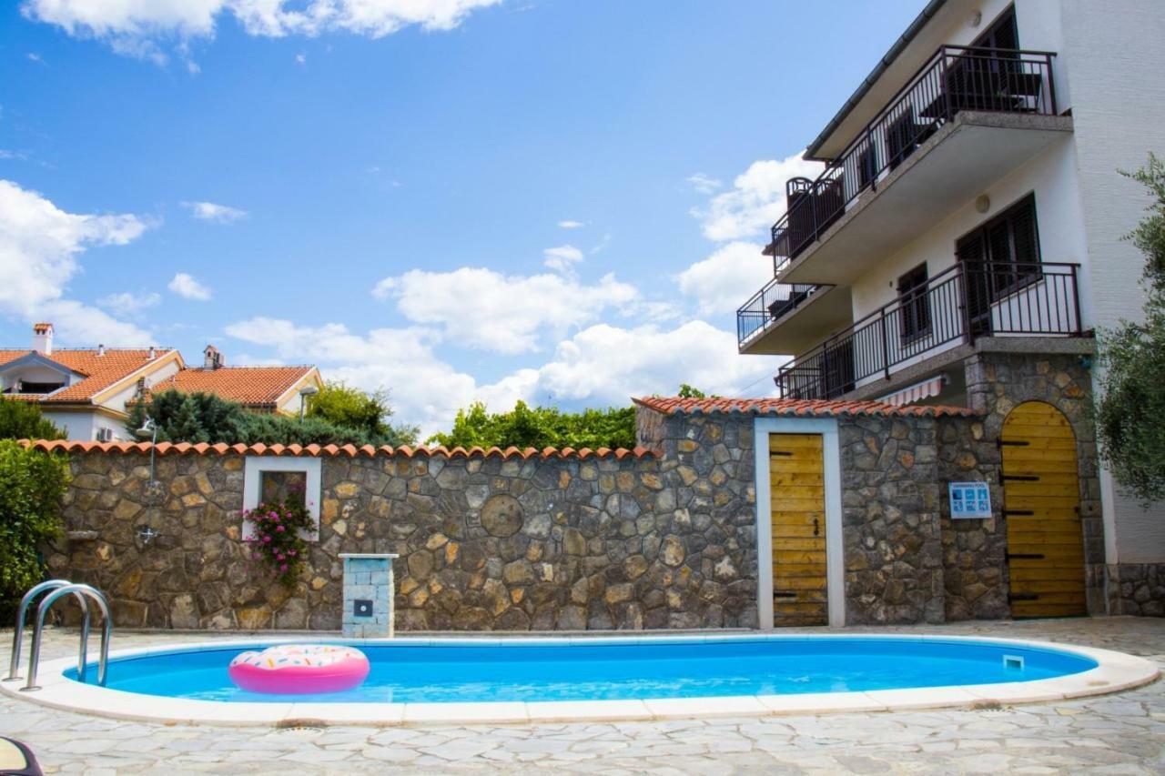 Bubi Apartments Malinska Exteriér fotografie